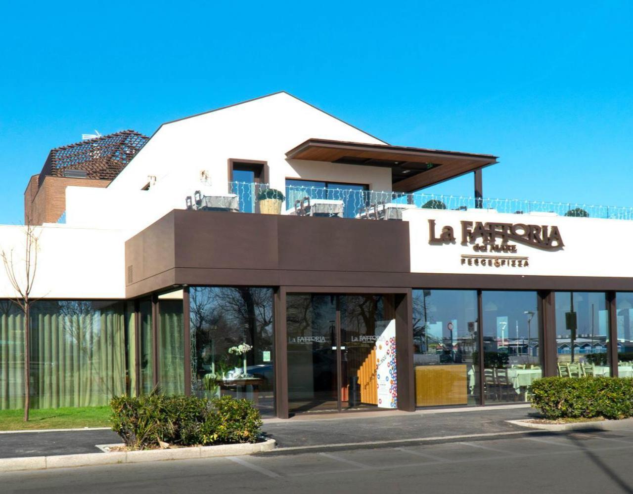 Hotel Marzia Con Piscina リッチョーネ エクステリア 写真