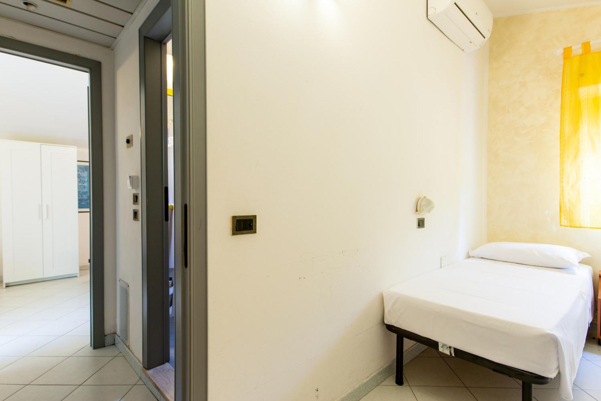 Hotel Marzia Con Piscina リッチョーネ エクステリア 写真