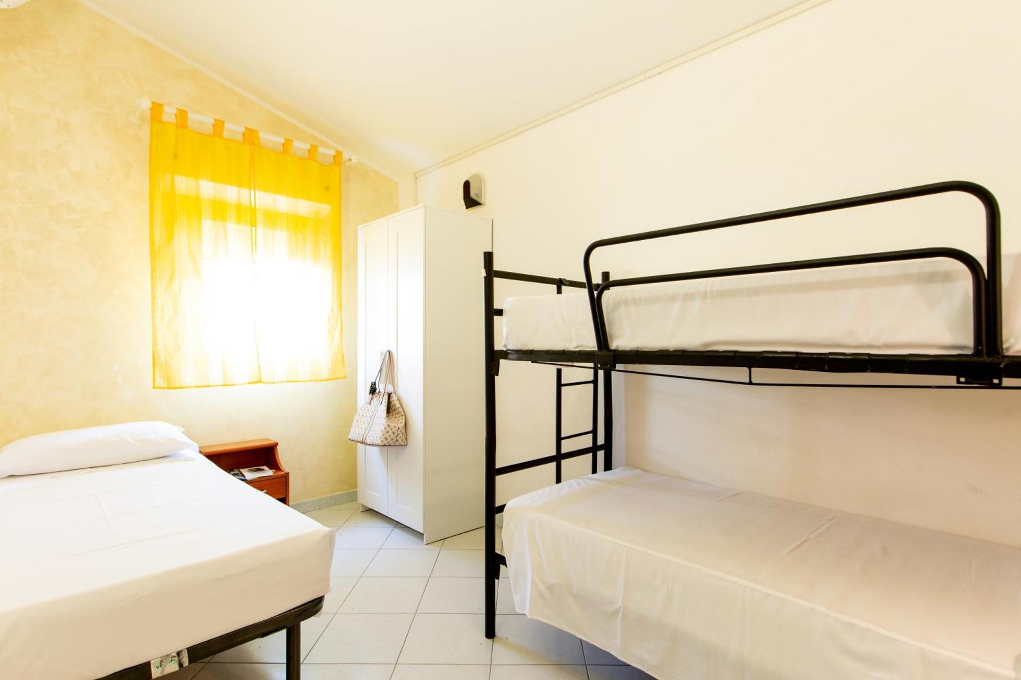 Hotel Marzia Con Piscina リッチョーネ エクステリア 写真